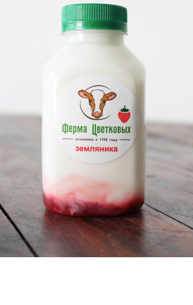 Йогурт питьевой с земляничным джемом